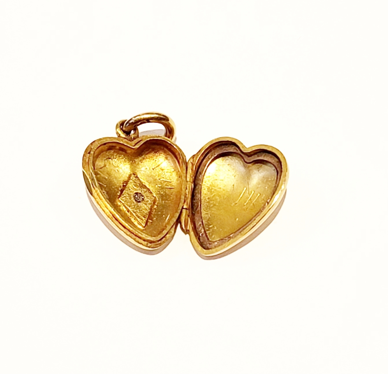 Victorian Heart Locket — Gray \u0026 Davis 