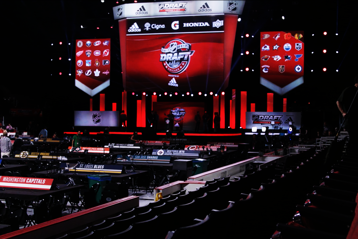devils-journey-to-one-draft-room-navigation copy.png