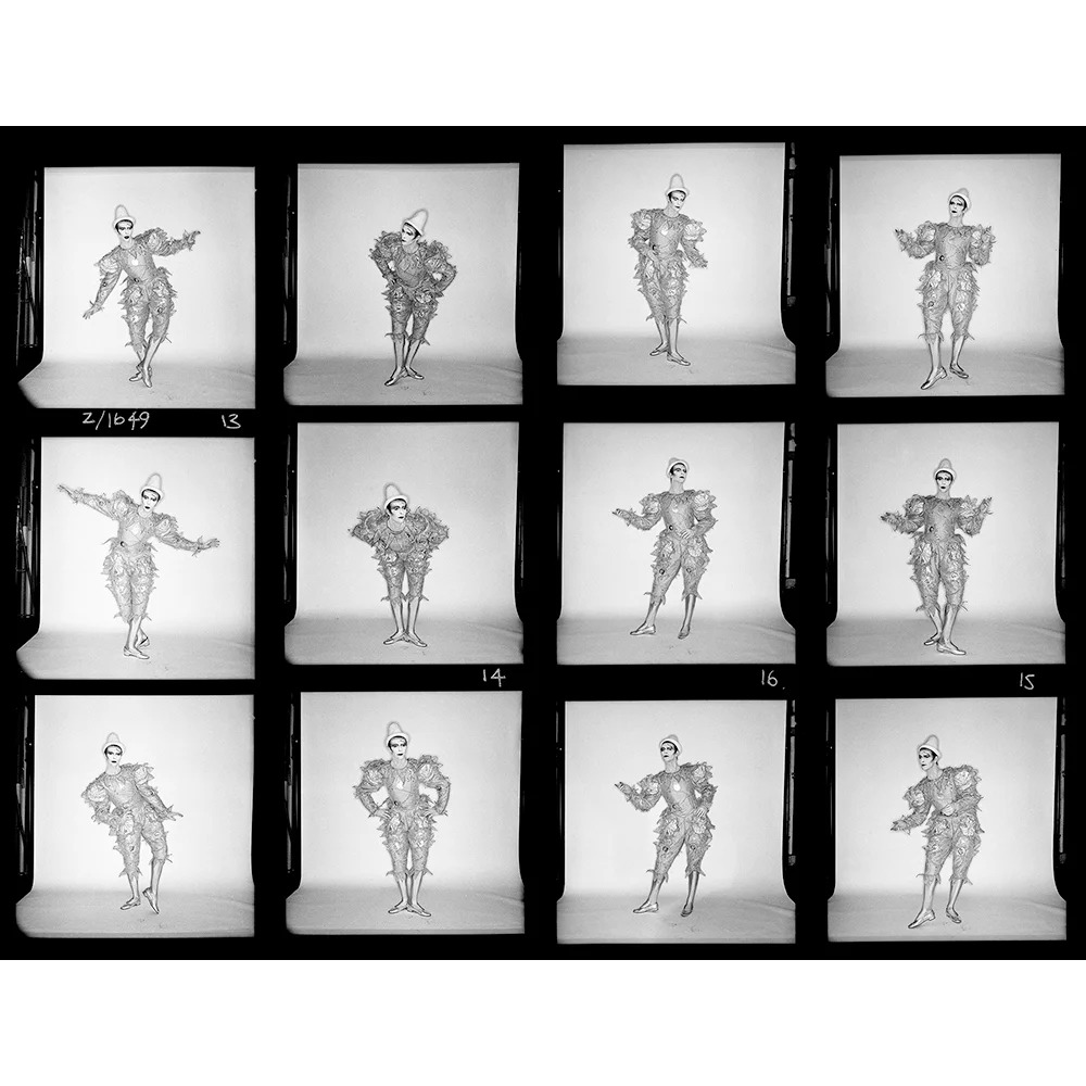 Duffy Bowie Clown full contact.jpg