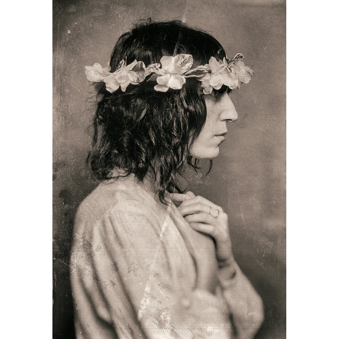 Patti Smith by Lynn Goldsmith

Have a wonderful Easter everyone 

#easter #pattismith #lynngoldsmith #photographer #photography #fineartprints #modernrocksgallery #austin