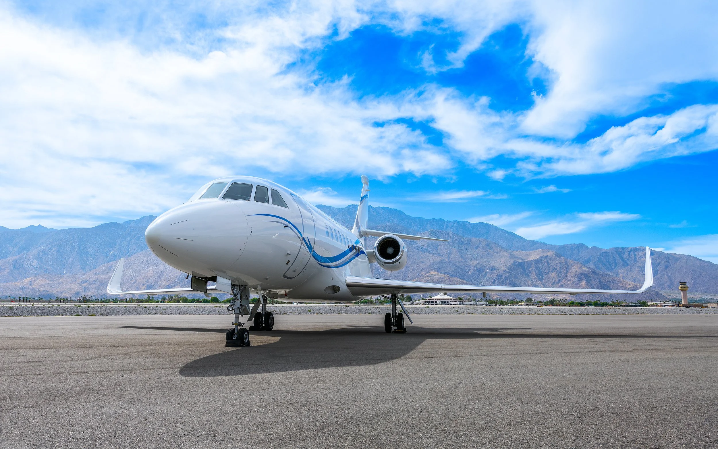 CLA_TJP_Falcon_2000_N905B_9-27-23-126-Edit copy.jpg