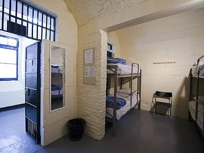 jail2.jpg