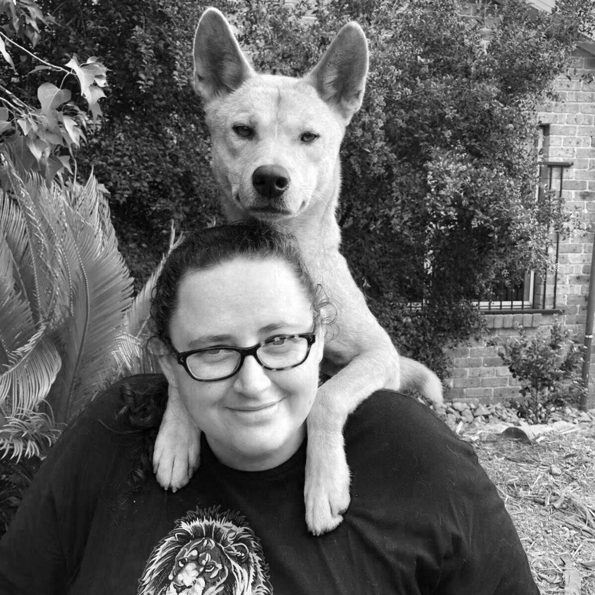 Stephanie with Bam Bam the dingo!