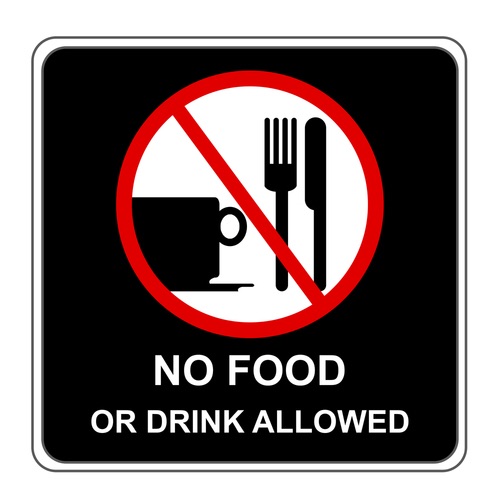 Property is not allowed. No food or Drink allowed. No food no Drink. No food and Drink sign. Food is not allowed icon.