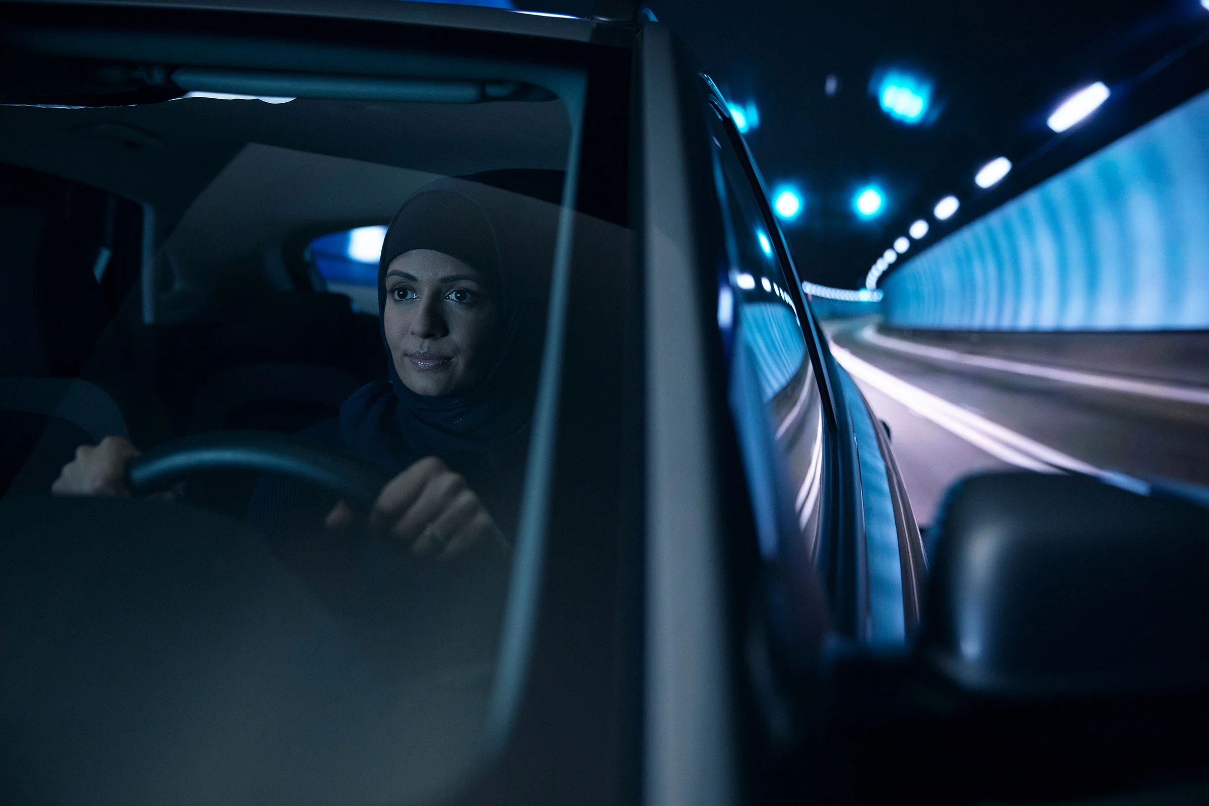 Hyundai_Saudi_Female_Marketing_Driver_1142_v01.jpg