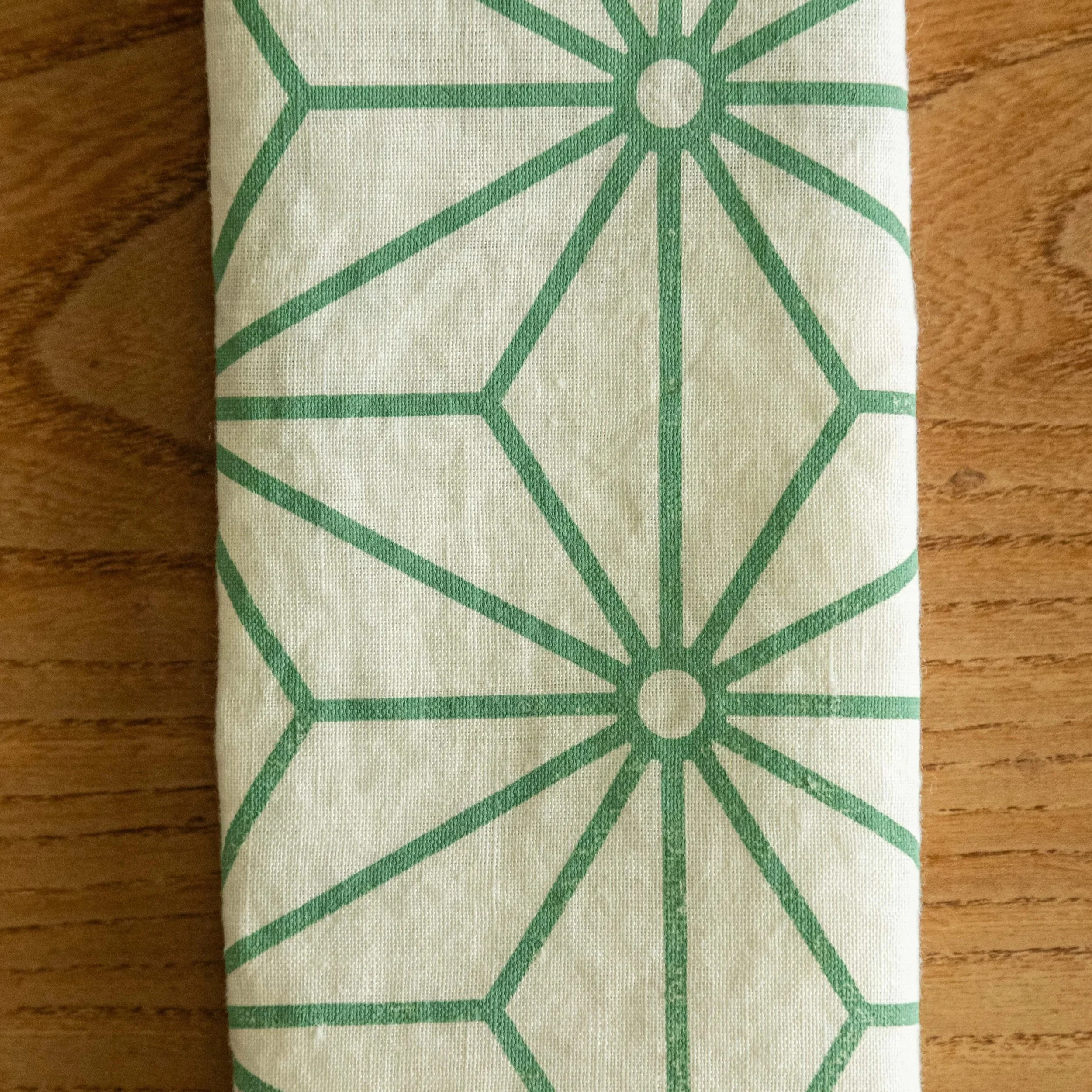 Table+Napkins+%2837+of+86%29.jpg