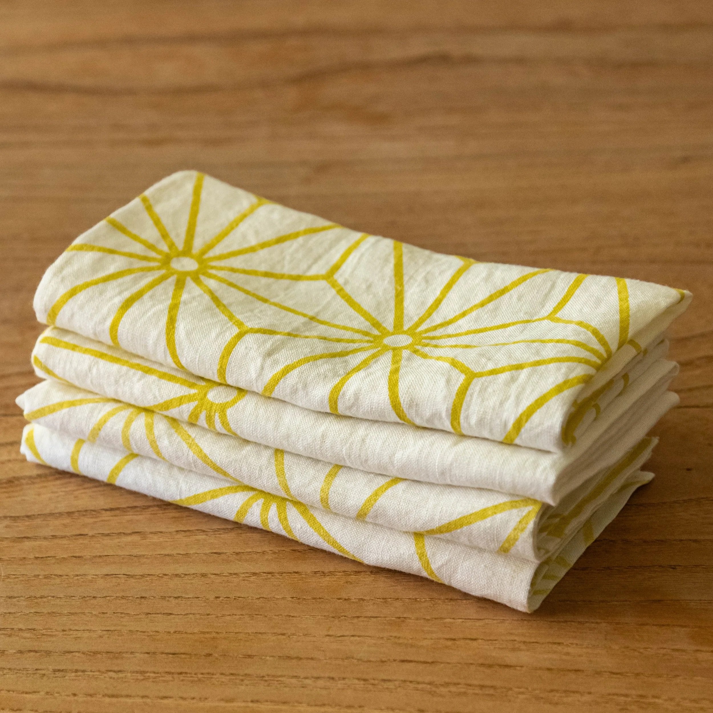 Table+Napkins+%2842+of+86%29.jpg