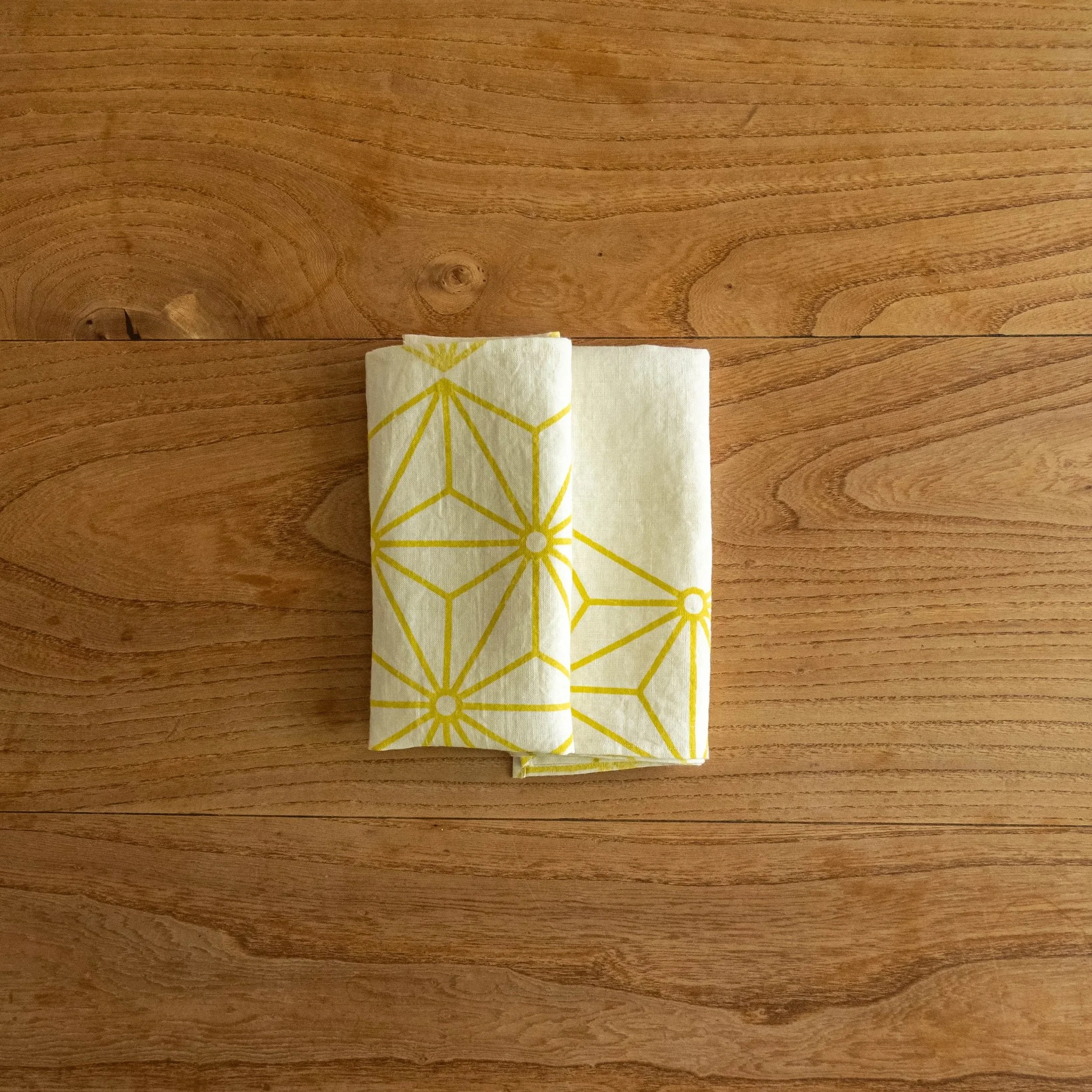 Table+Napkins+%2820+of+86%29.jpg