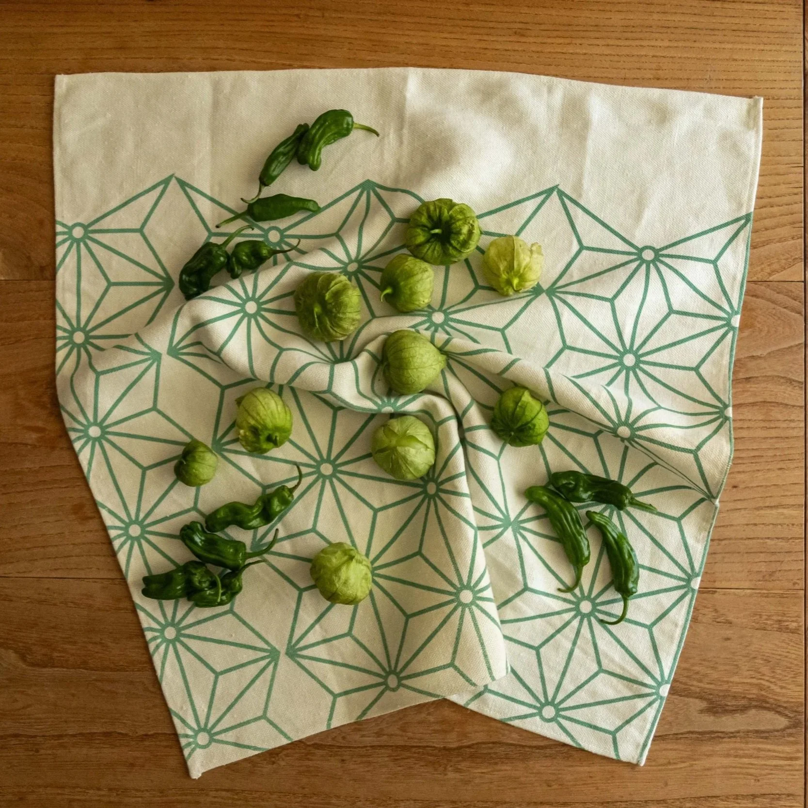 Tea+Towels+%2868+of+147%29.jpg