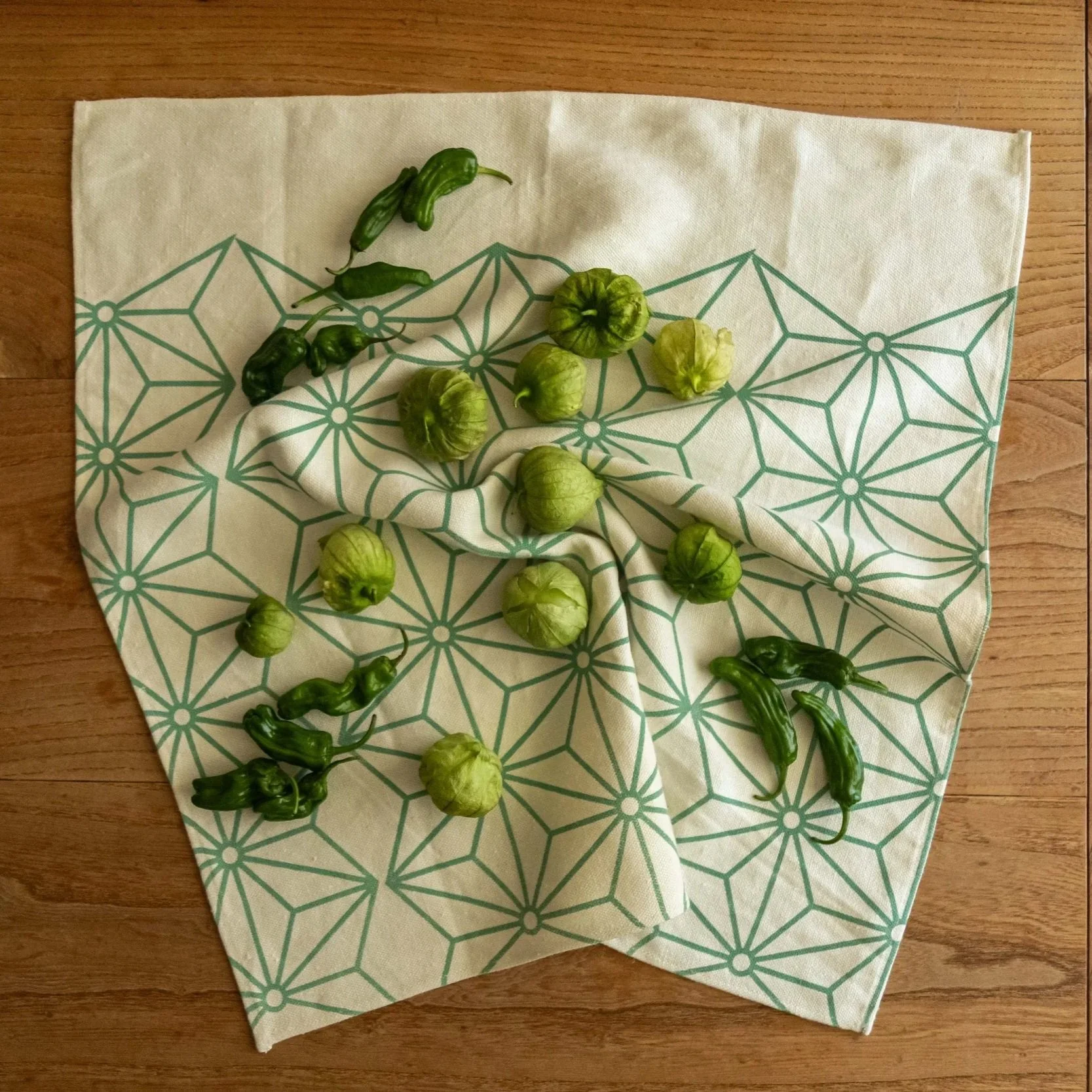 Tea+Towels+%2868+of+147%29.jpg