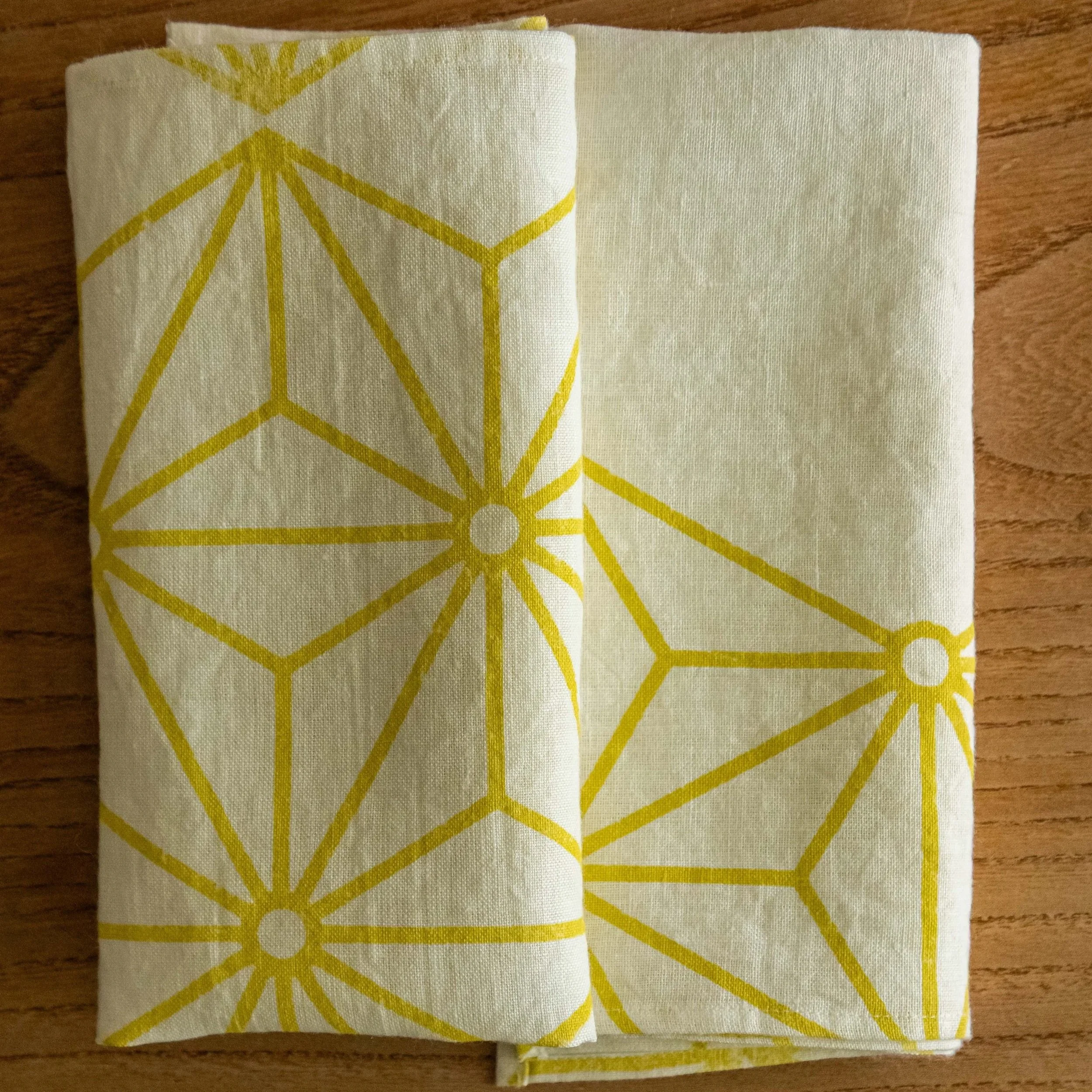 Table+Napkins+%2821+of+86%29.jpg