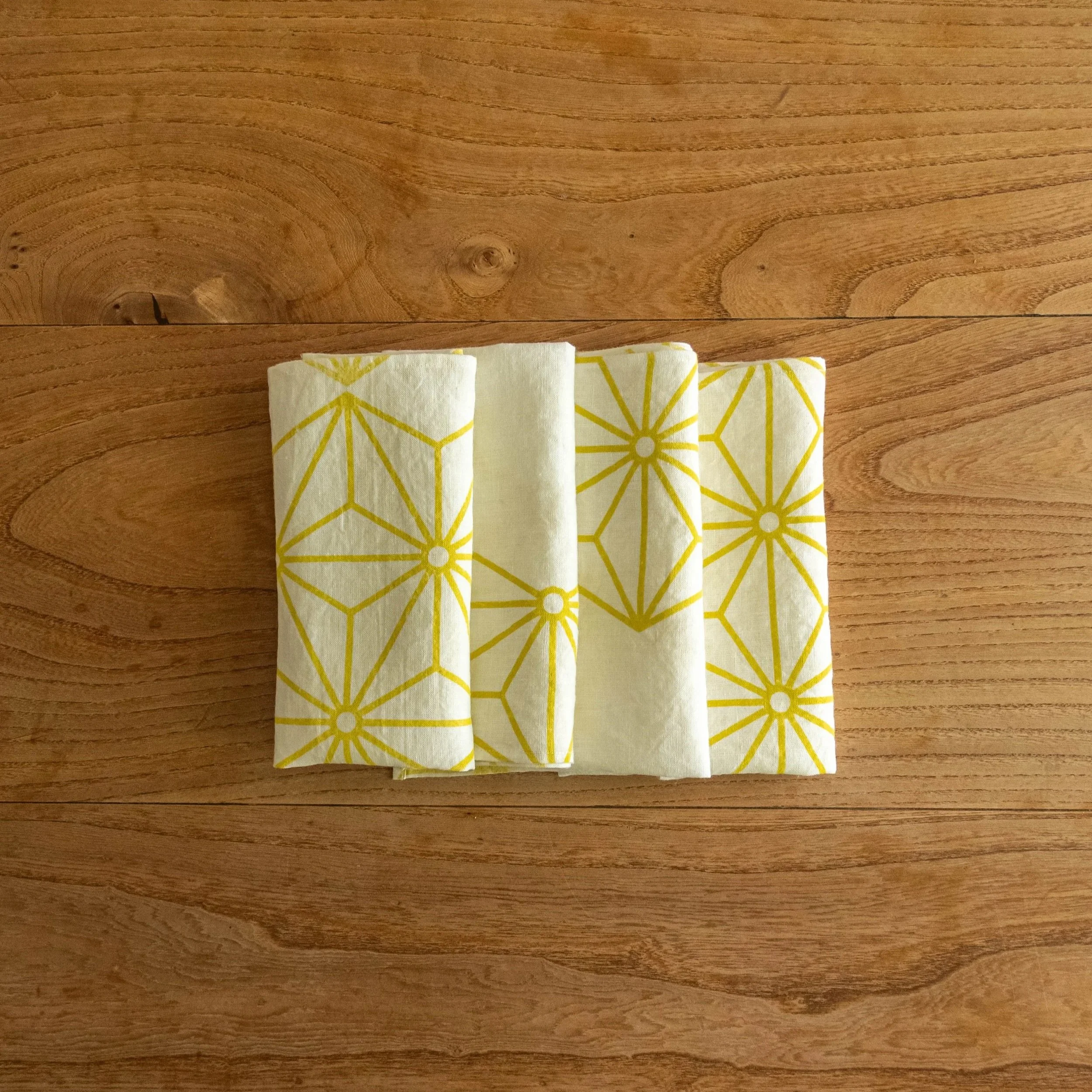 Table+Napkins+%2818+of+86%29.jpg