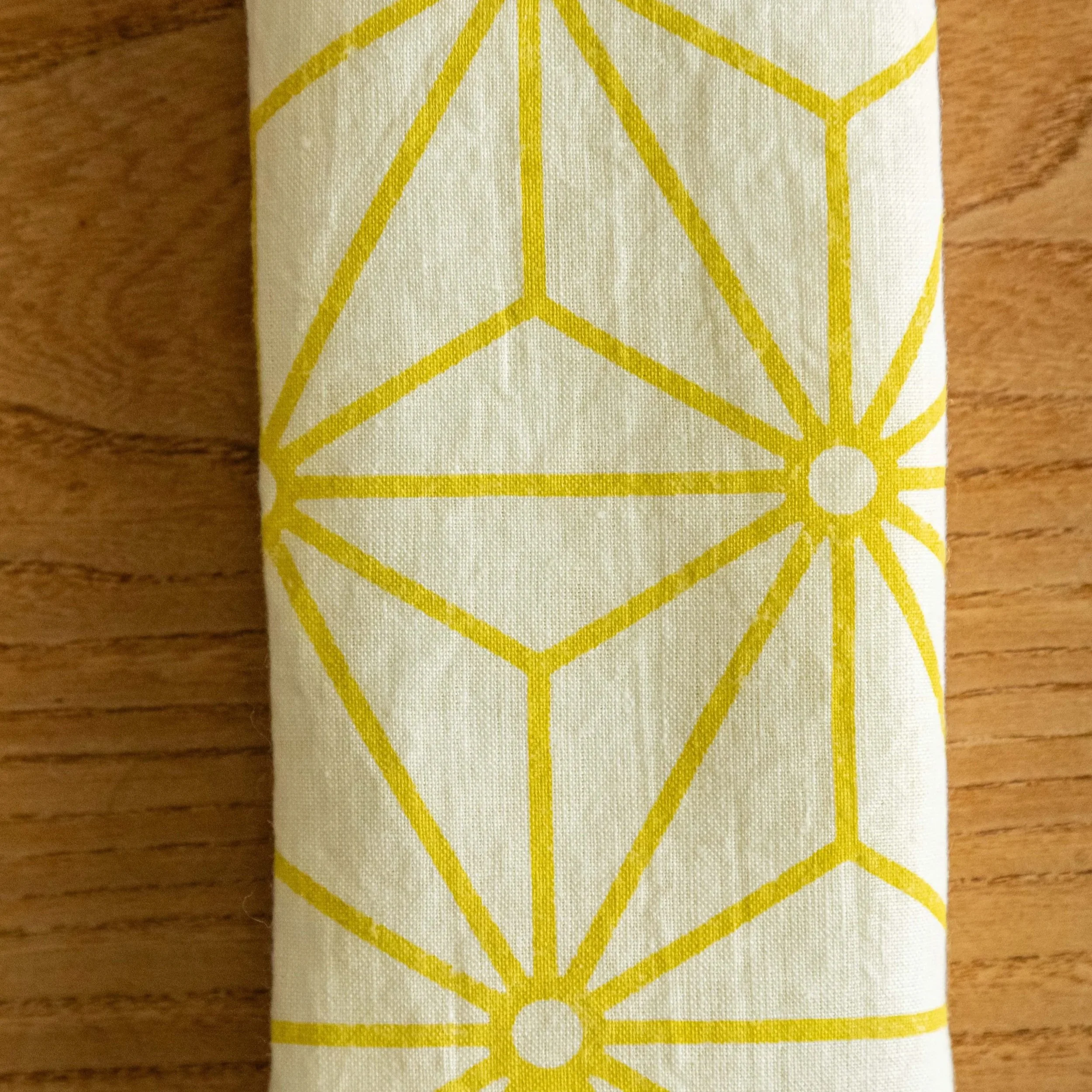 Table+Napkins+%2824+of+86%29.jpg