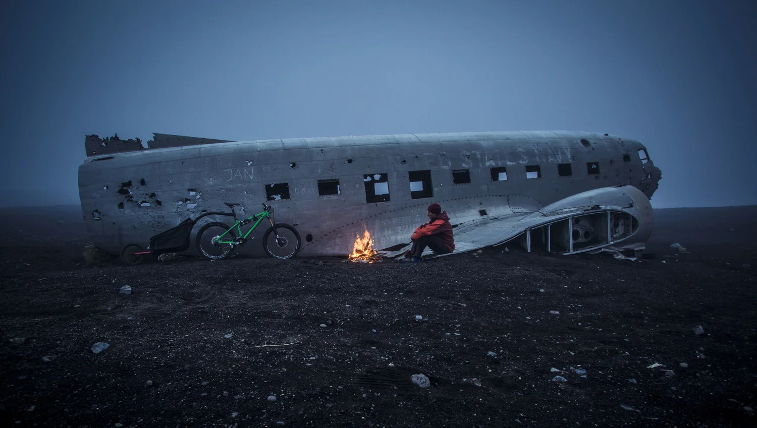 Camping auf Island - auch speziell © Sebastian Doerk I infinitetrails