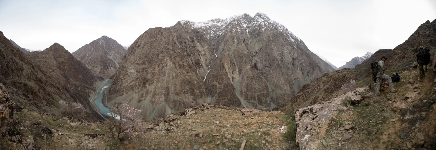 on the trail pano.jpg