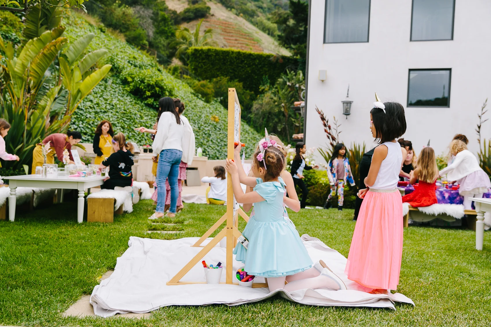 Los_Angeles_Family_Photographer_Luxury_Childrens_Party_Beverly_Hills_Unicorn_Birthday_Party-0936.jpg