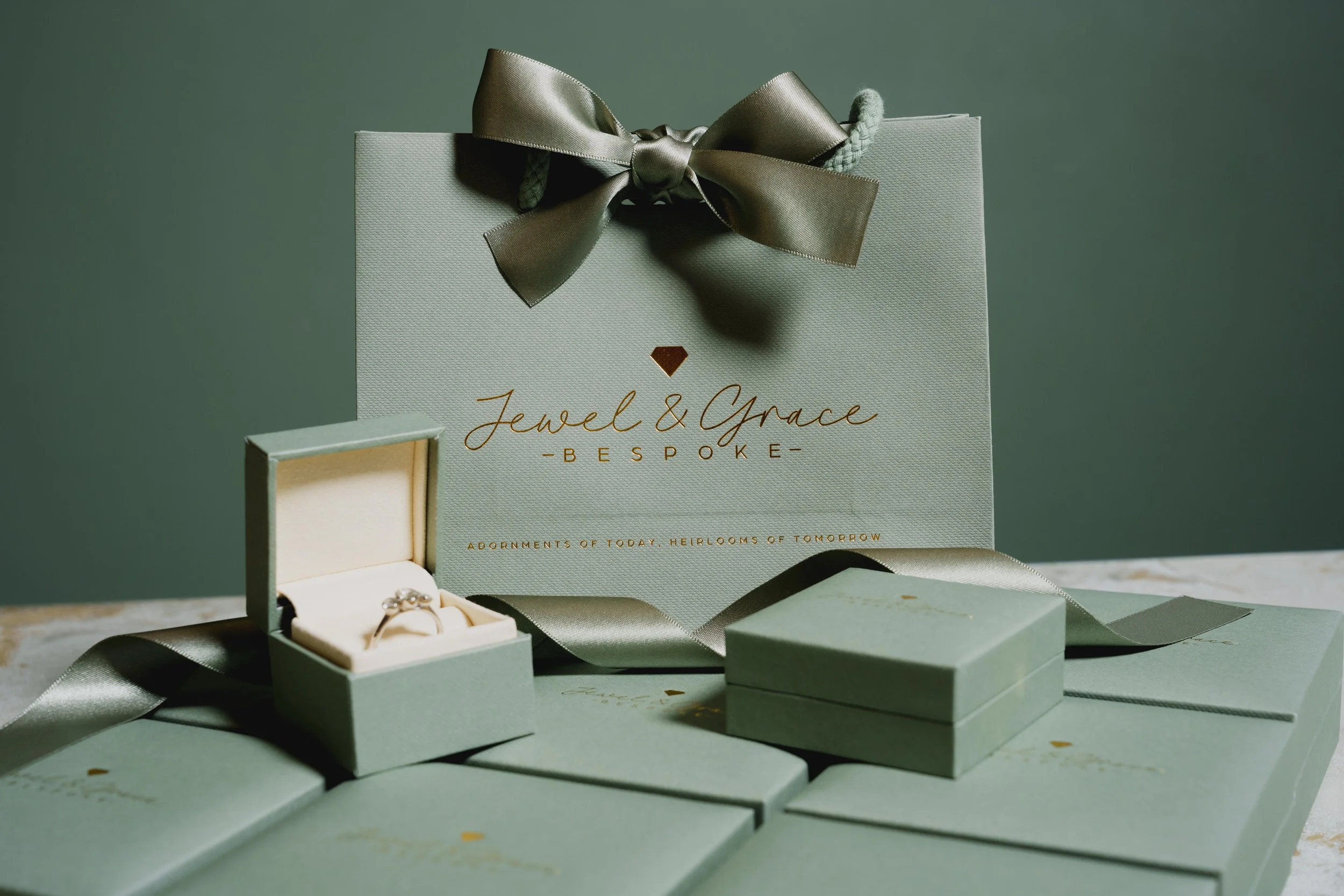 550_ffN_Jewel&Grace_899_HR.jpg