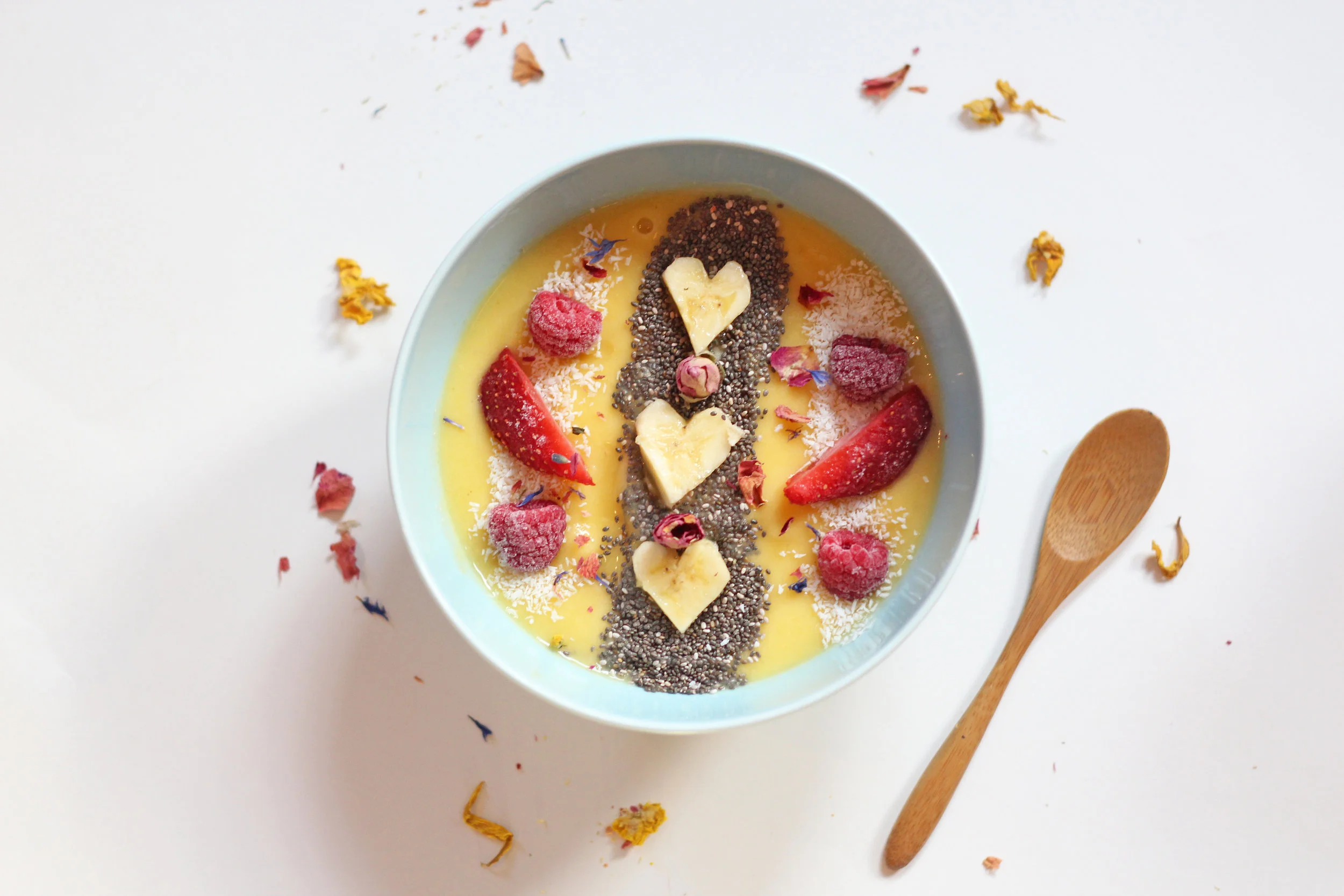 TOPOSTsmoothiebowl2.jpg