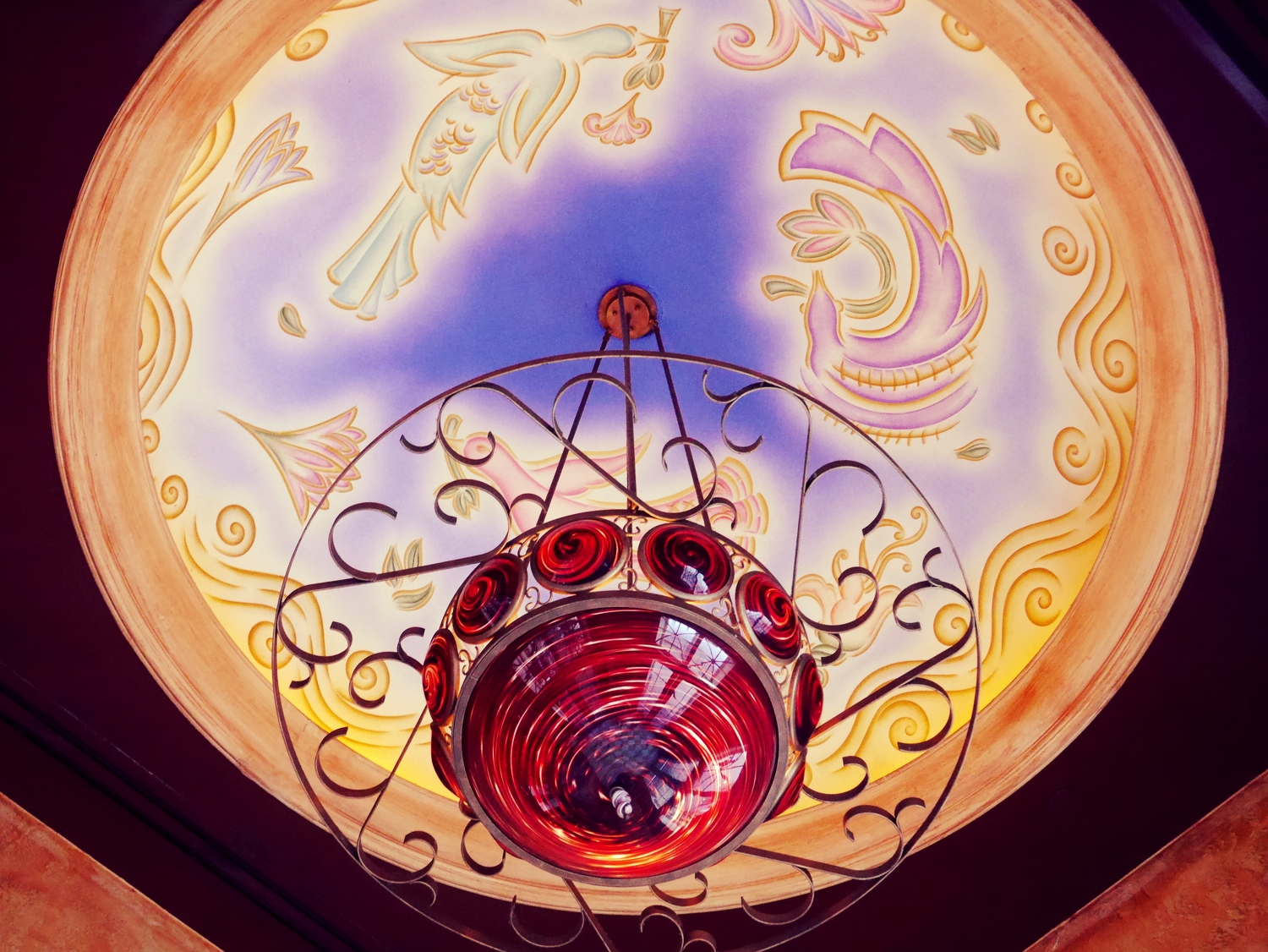 Snap happy with the decorative ceiling 
