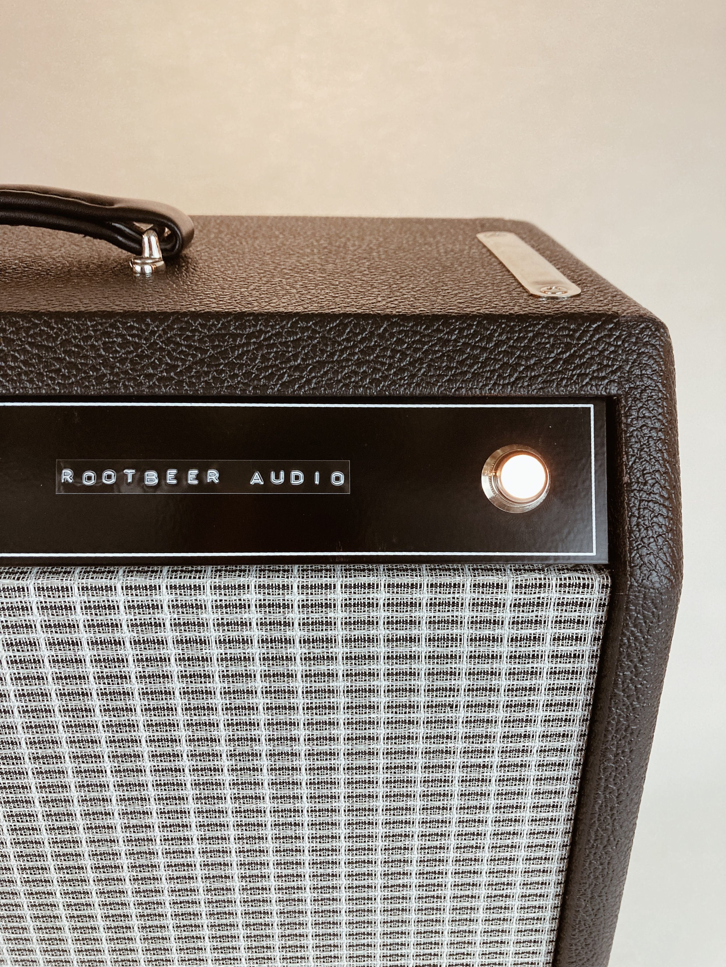 A custom "princeton-reverb" style kit build