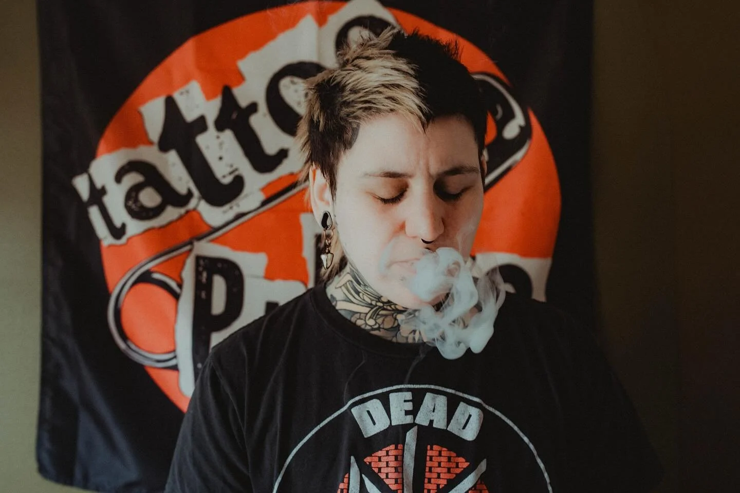 Some tattoo punks. 

#ronirosephotography #alternativewedding #rocknrollwedding #vintage #create #weddingphotography #wedding #uniqueweddingphotography #illinoisphotographer #lgbtq #filmlives #illinoisweddingphotography #love #engaged #loveislove #ch
