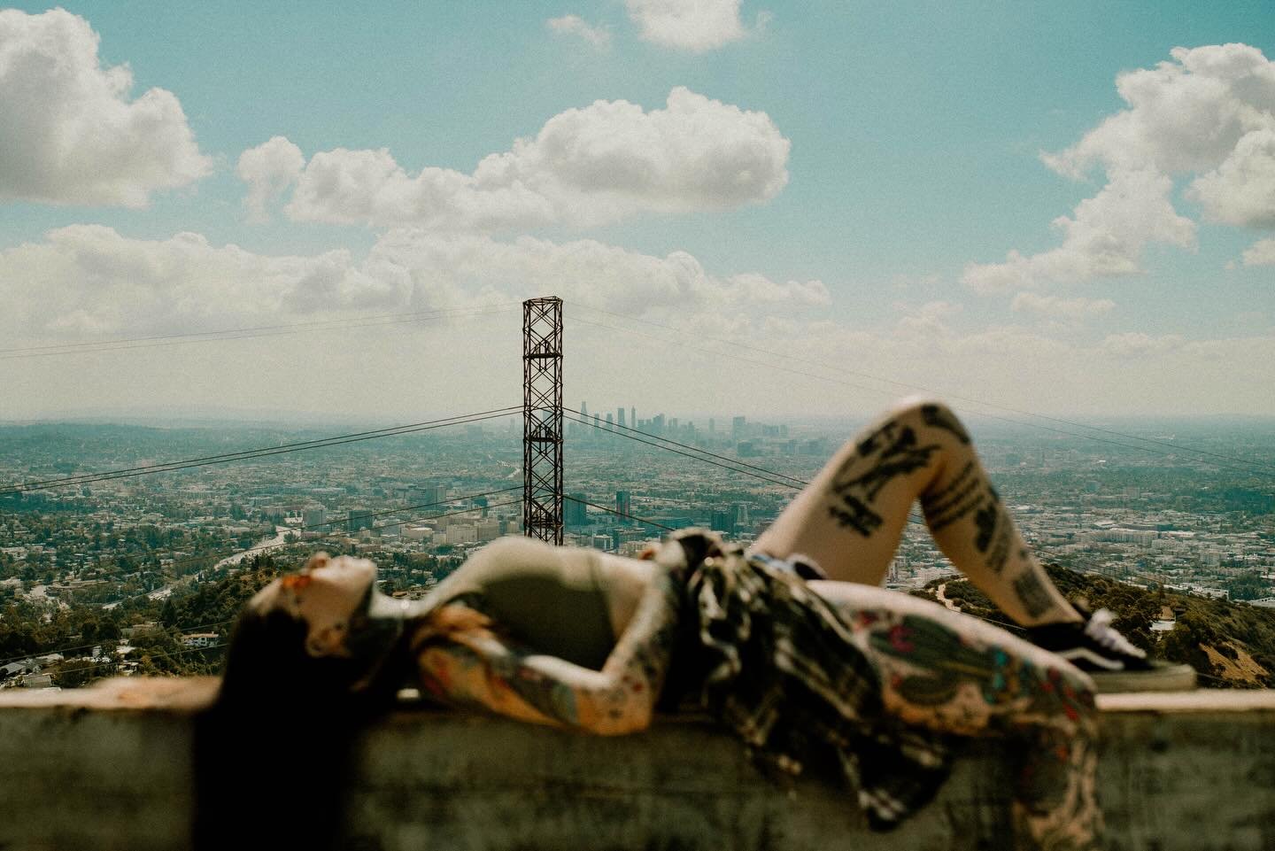 The Roses Go West - Triple posting at once because idgaf about likes. Going on vacation with no social media on your phone is the pinnacle of enjoyment. Moxxie has been asking to go to California for years, and we finally made it happen. We spent alm