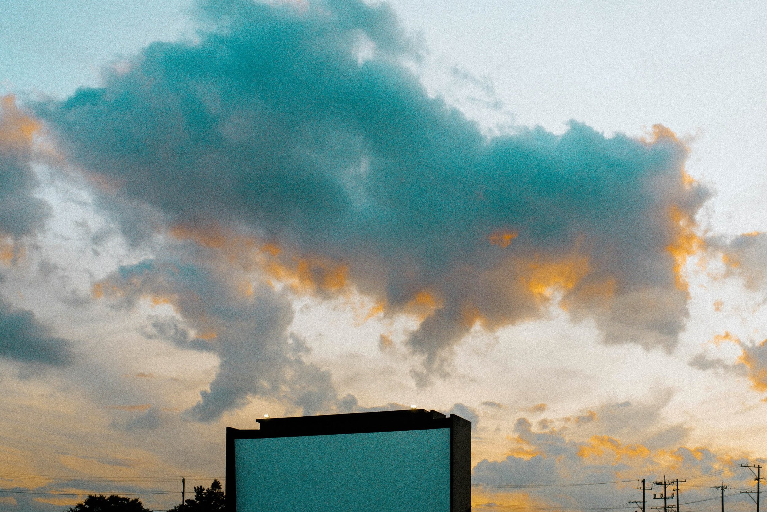 Summer light.

#summer #music #shows