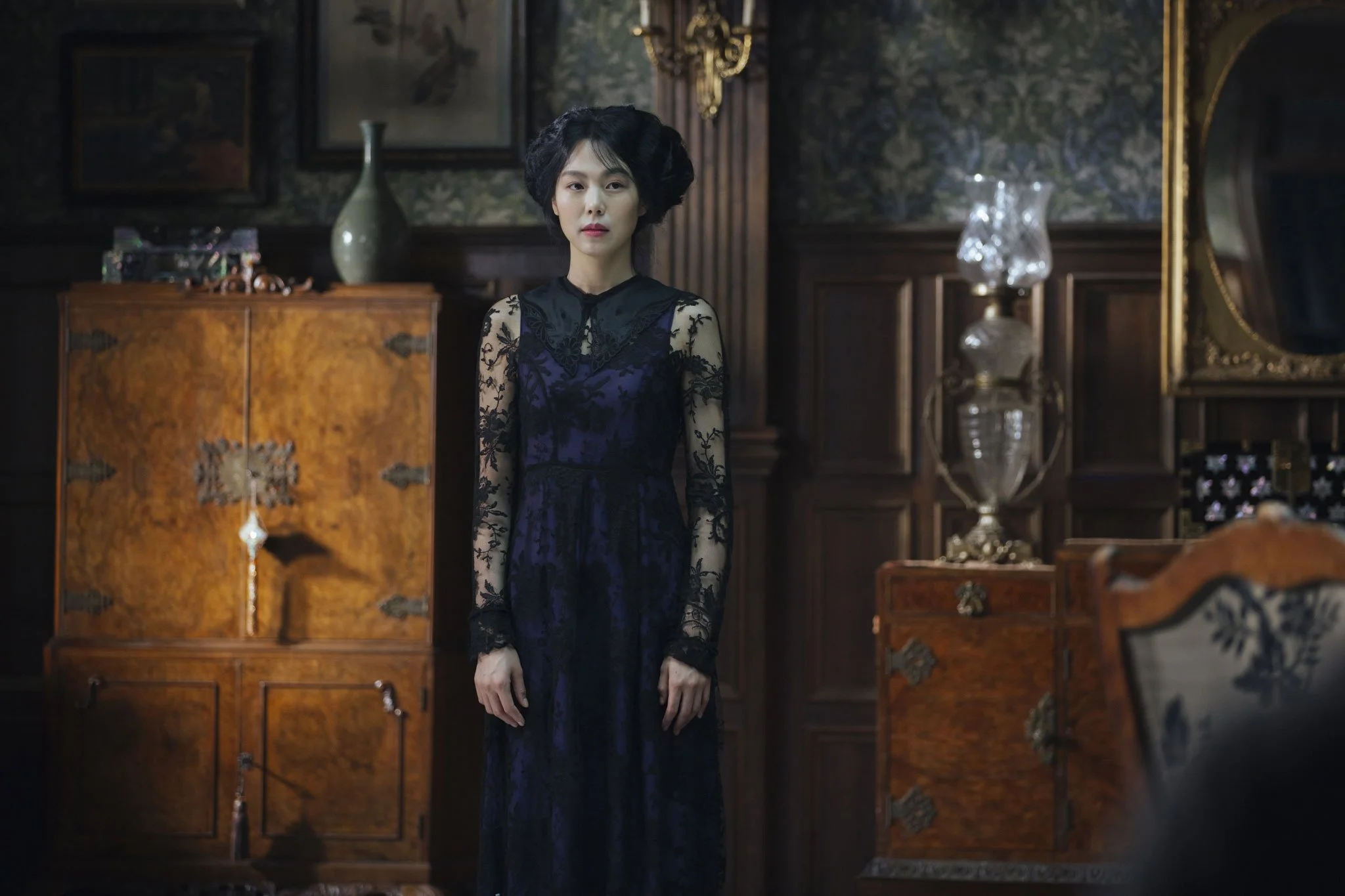 handmaiden_minhee5.jpg