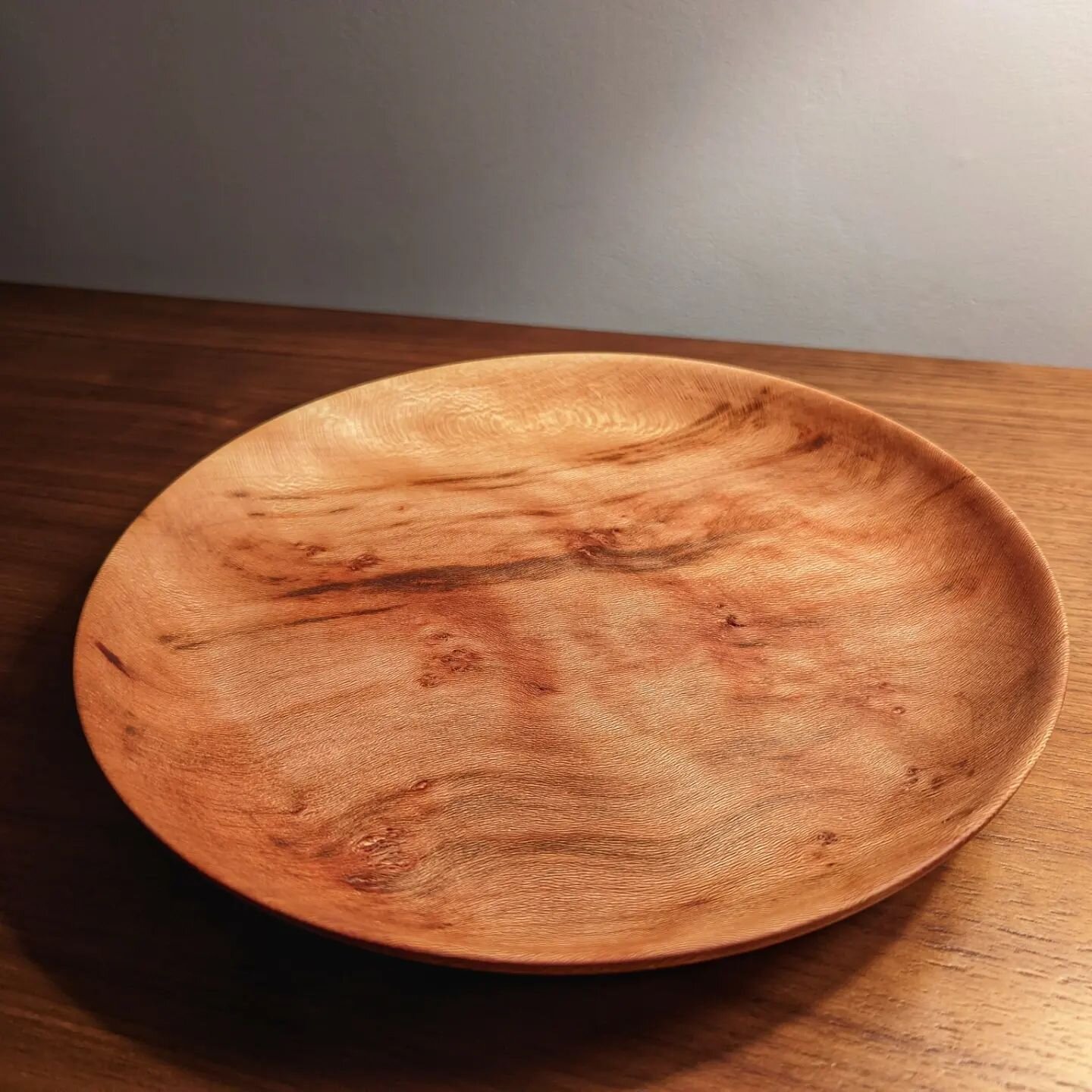 10&quot; Sycamore Platter
Gorgeous wood courtesy of @sawwhethardwoods !
