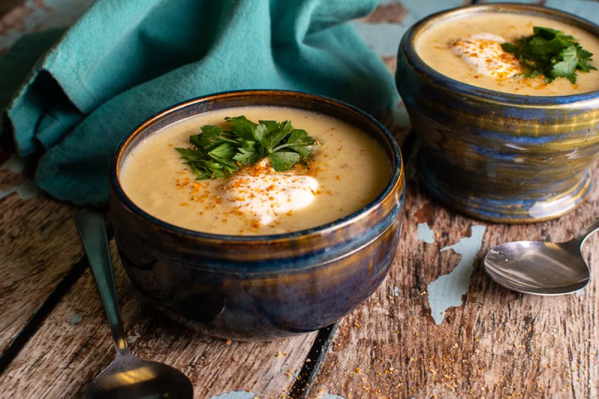 roasted-cauliflower-soup-thumbnail-fw1200.jpg