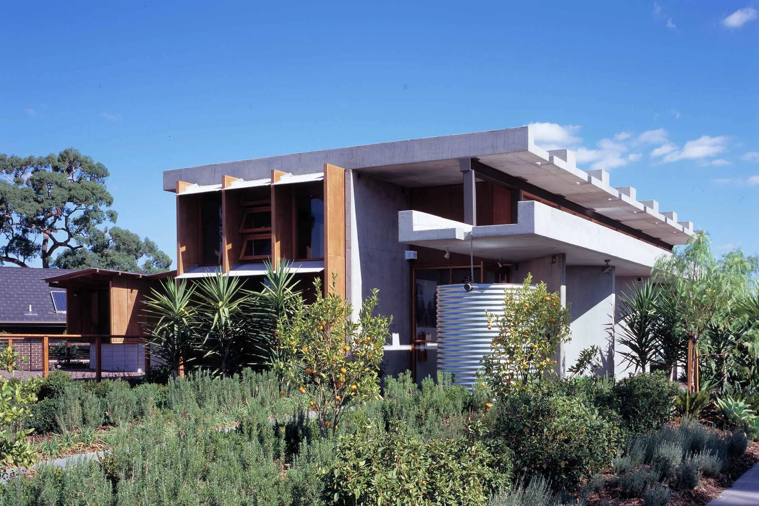 Mernda_Eco.Prefab.II_Eoghan.Lewis.Architects_001.jpg