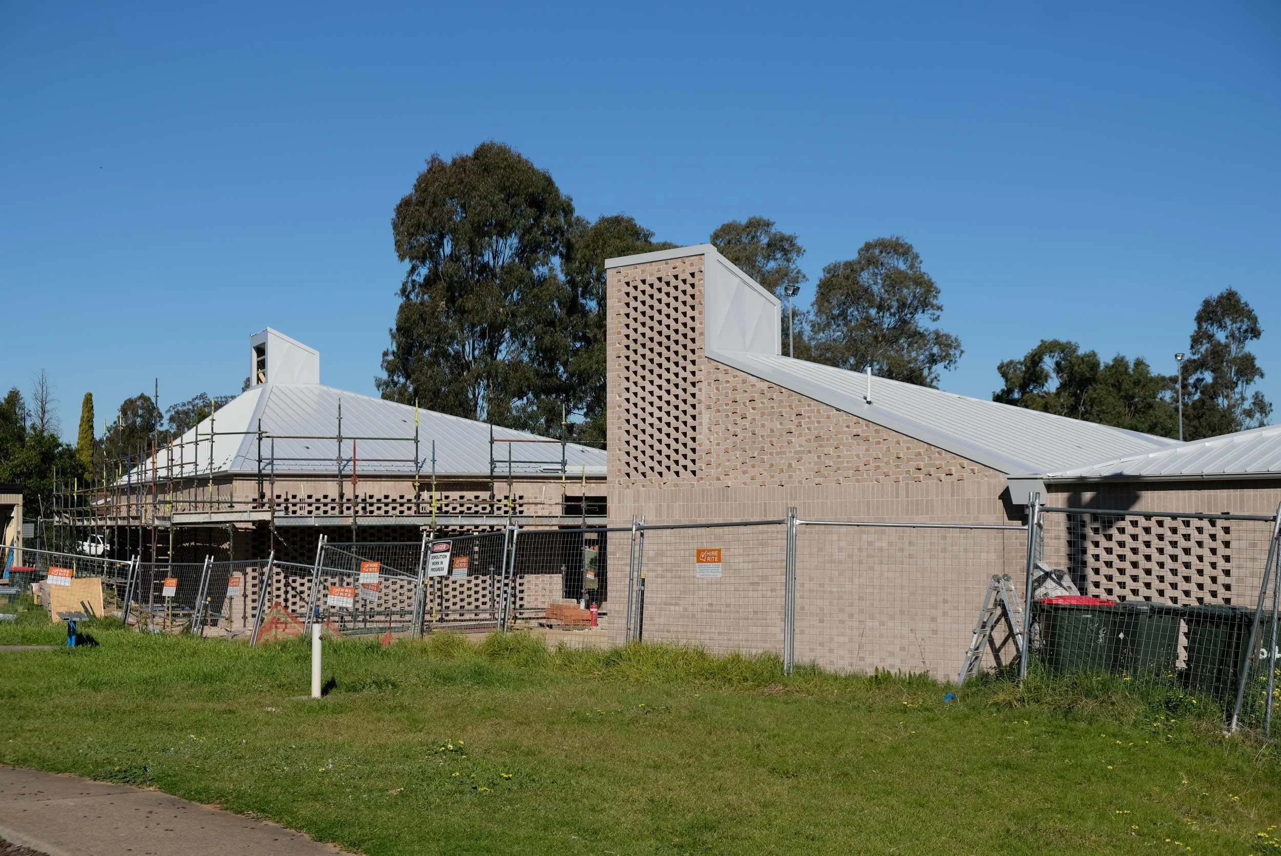 Eoghan.Lewis.Architects_Kings.Langley.Cricket.Club_7716.jpg