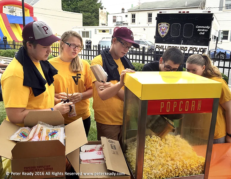 Zach, Alyssa, David, Jourdin and "Frenchie" making popcorn - for 3 hours straight!
