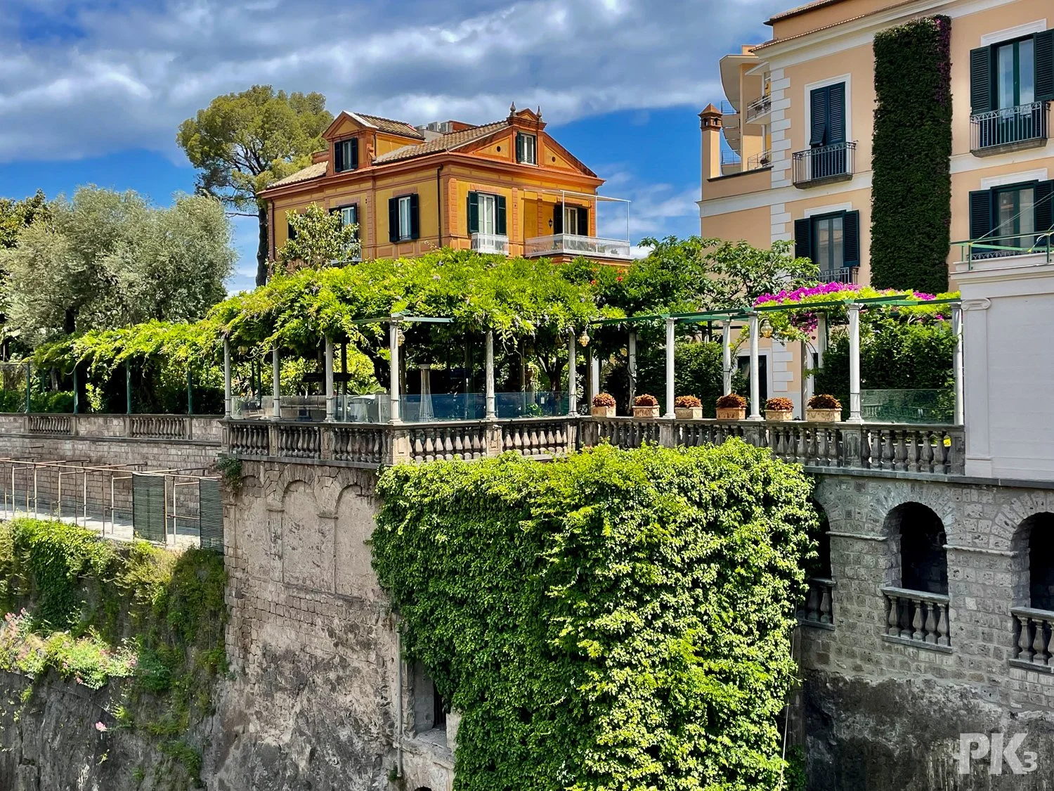 Sorrento_K-1692.jpg
