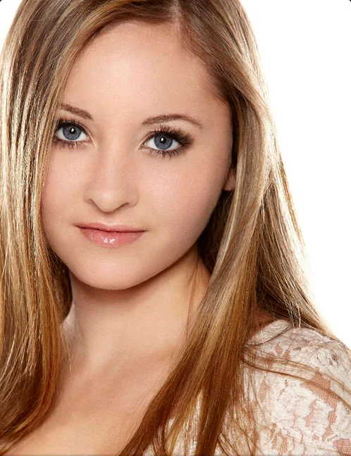 Actress Rachel A. Fox - Make-Up Artist / Hair Stylist - MARA CAPOZZI