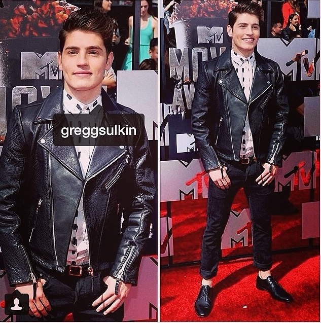 Gregg Sulkin at MTV Movie Awards Red Carpet