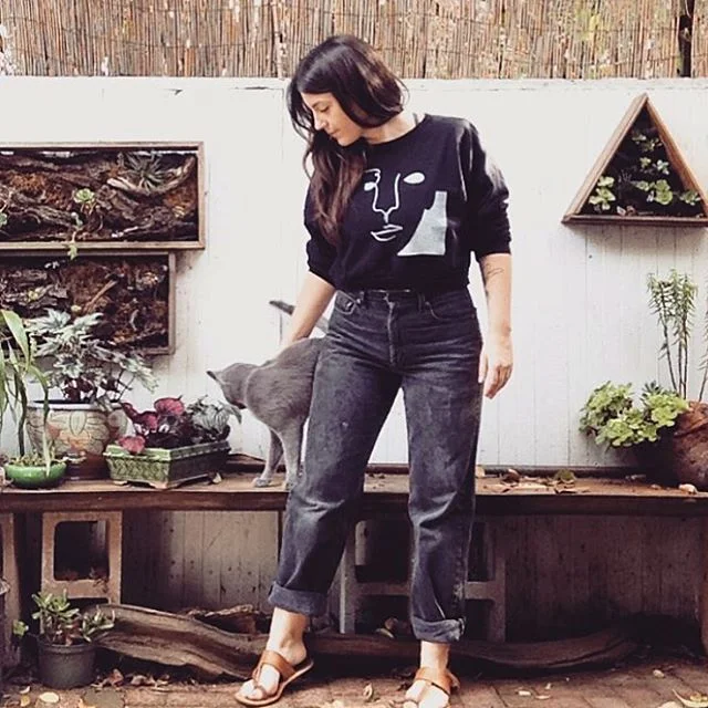 FACE TIME cropped sweater looking real good on @la_bayadere ! 😎