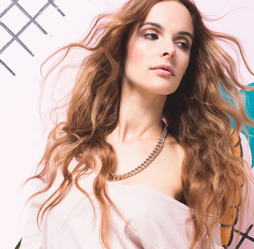  Shot by Wayne Desveaux Hair: Daniel, Usfin Atelier Makeup: Linda Thi 