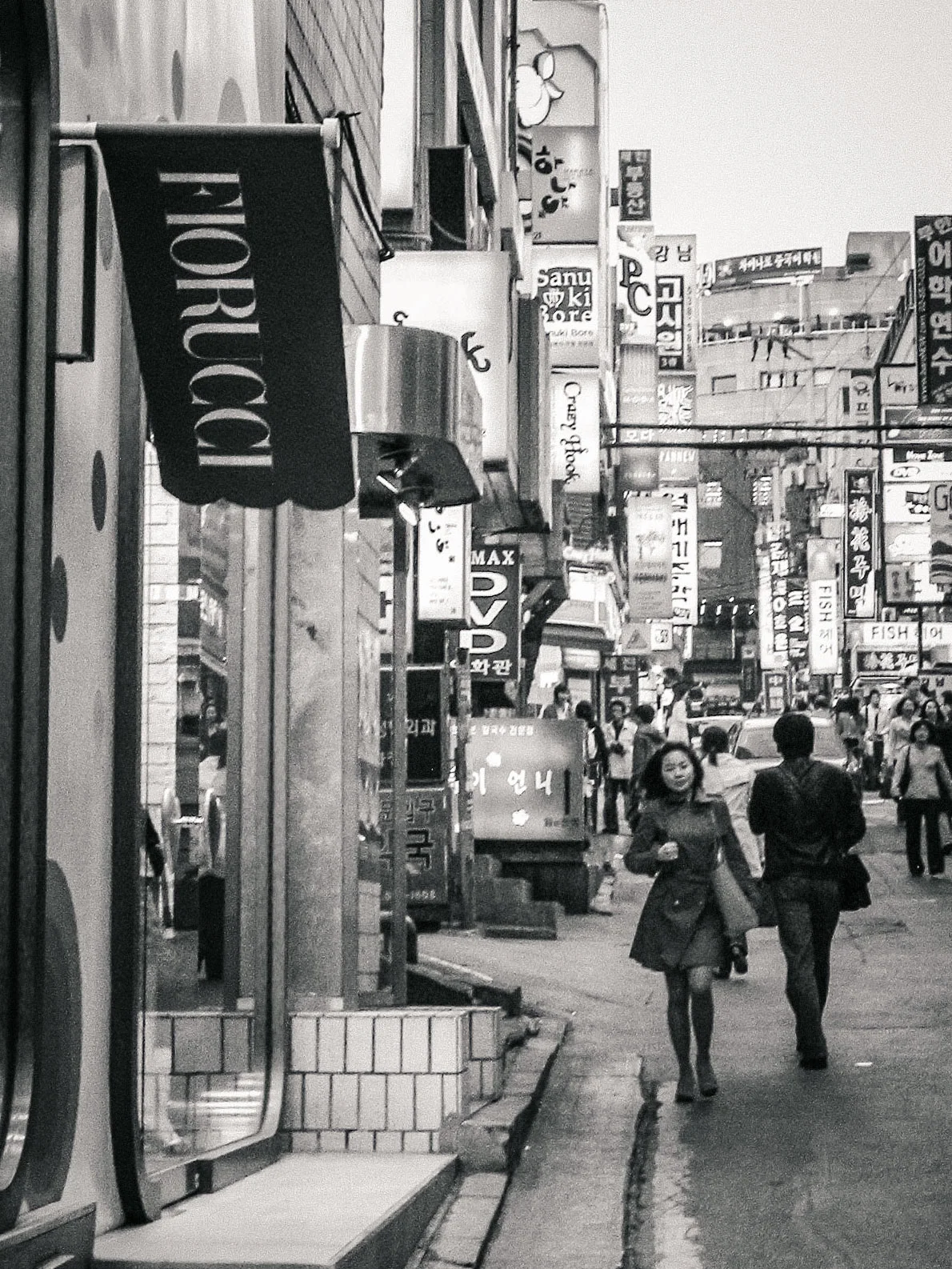 Streets of Gangnam-gu, Seoul, South Korea, 2006