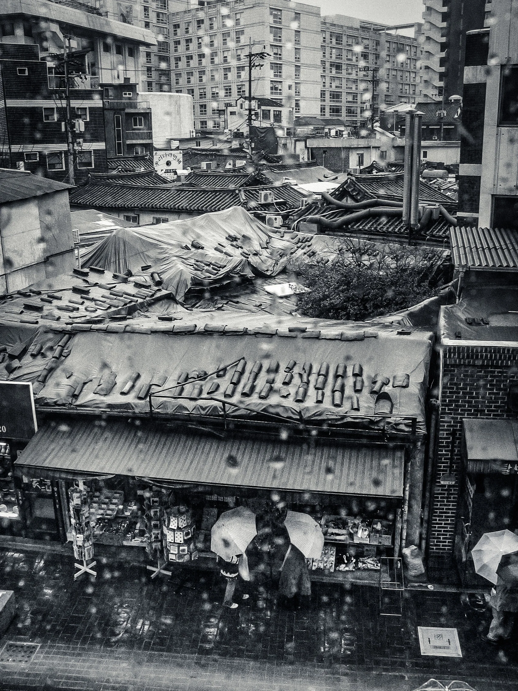 Rainy Afternoon in Insadong, Seoul, South Korea, 2006