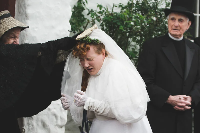 Wedding Traditions: The cutting of the cake