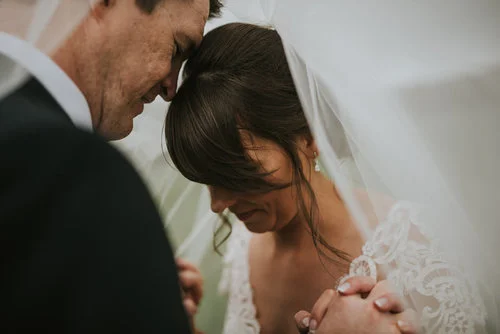Stormont Hotel Wedding | Sarah &amp; Glenn