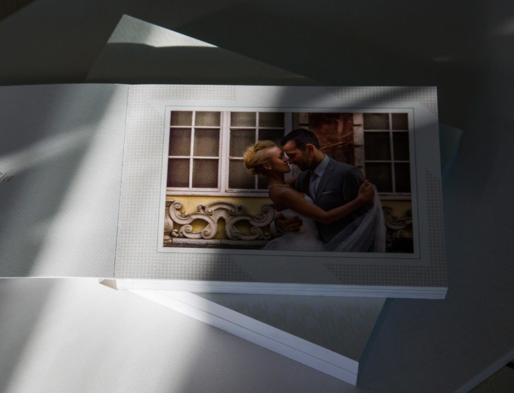 wedding photography package including an album