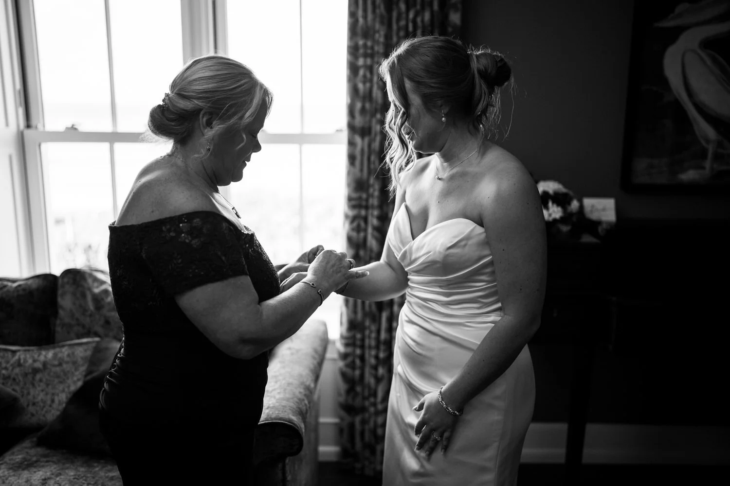 Romantic Elopement at Dunluce Castle 09