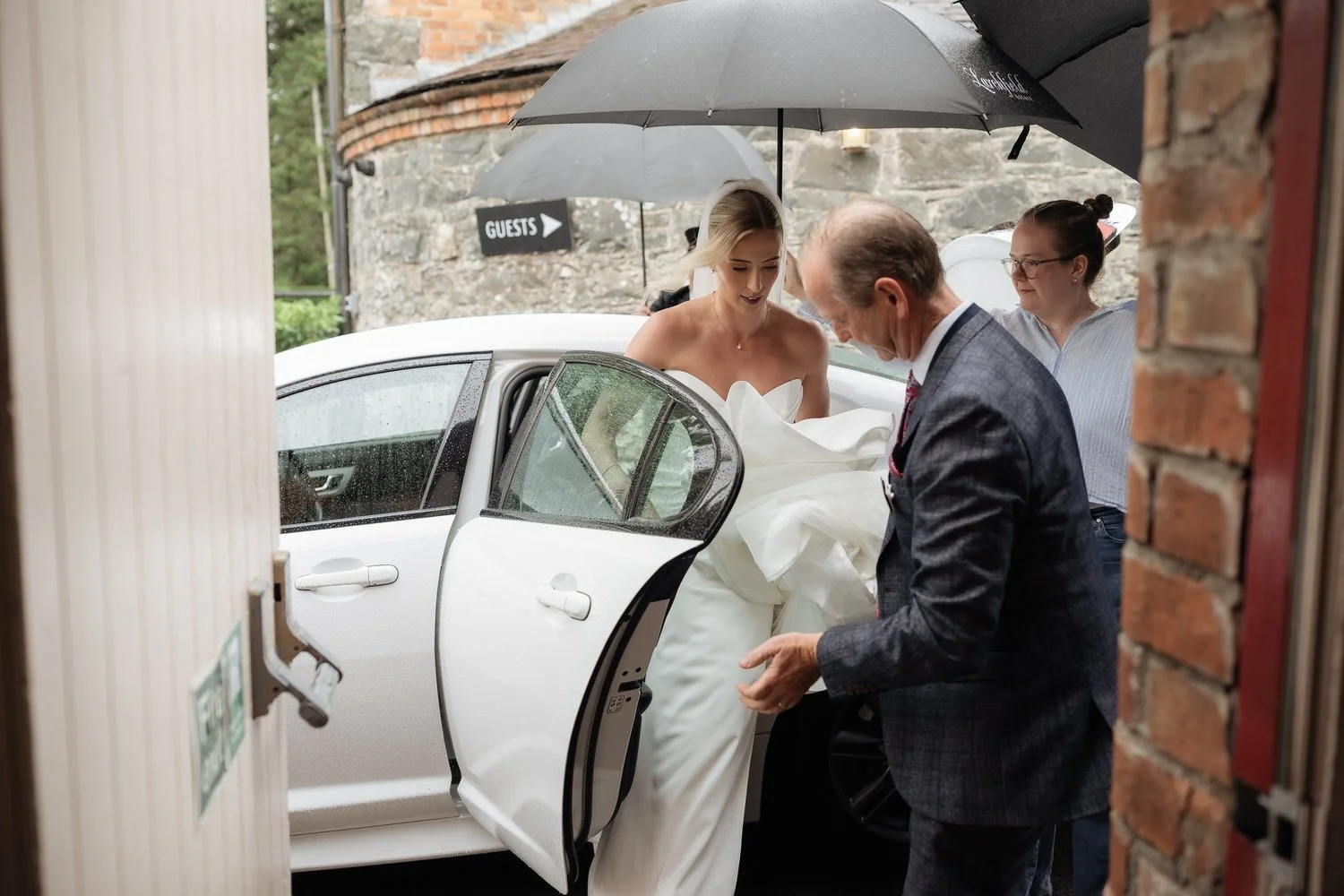 Orangery wedding at Larchfield Estate 14