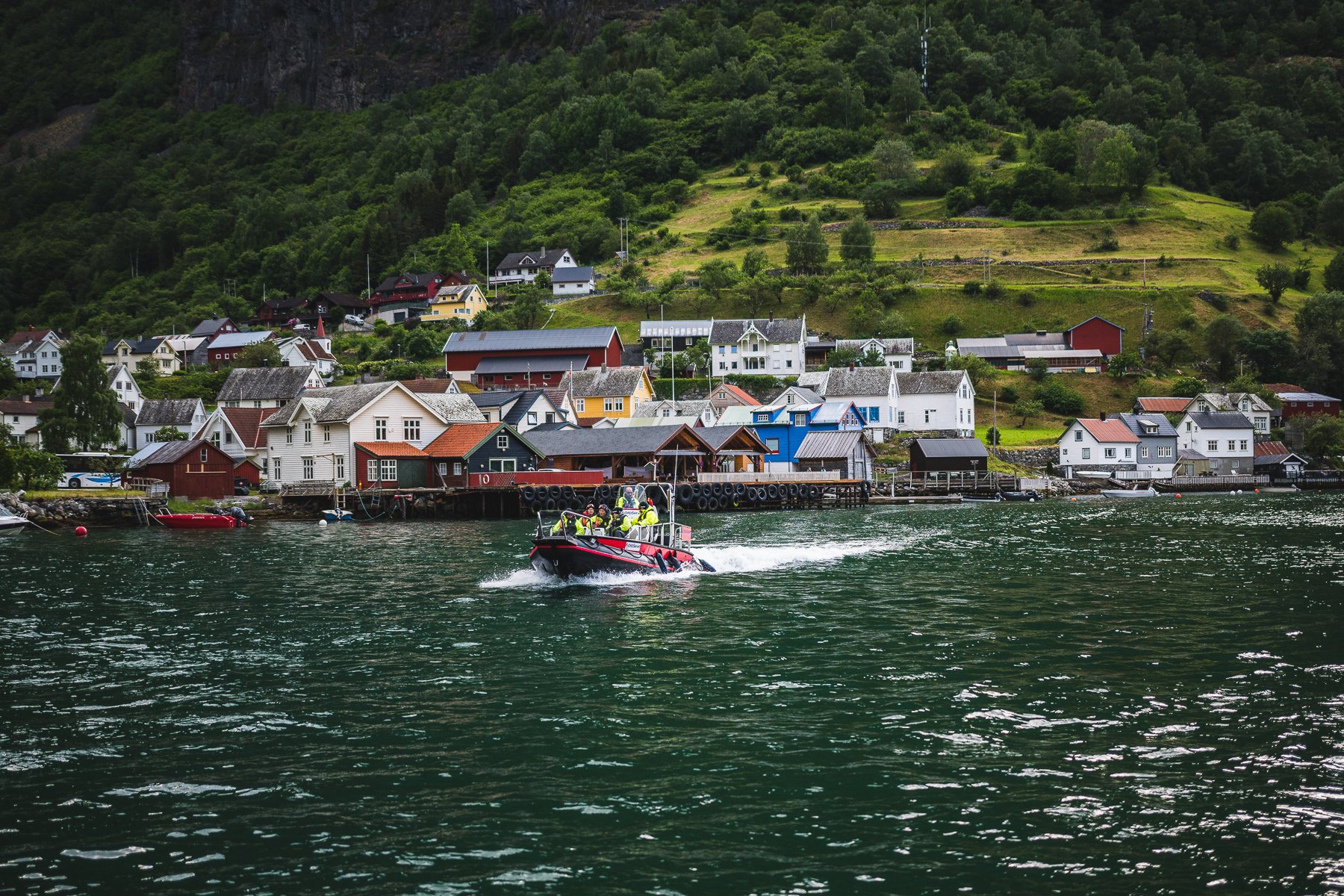 WEB-2021-06-15-FjordSafari-3TimerFjordSafarimedUndredalogGudvangenJuni-52.jpg