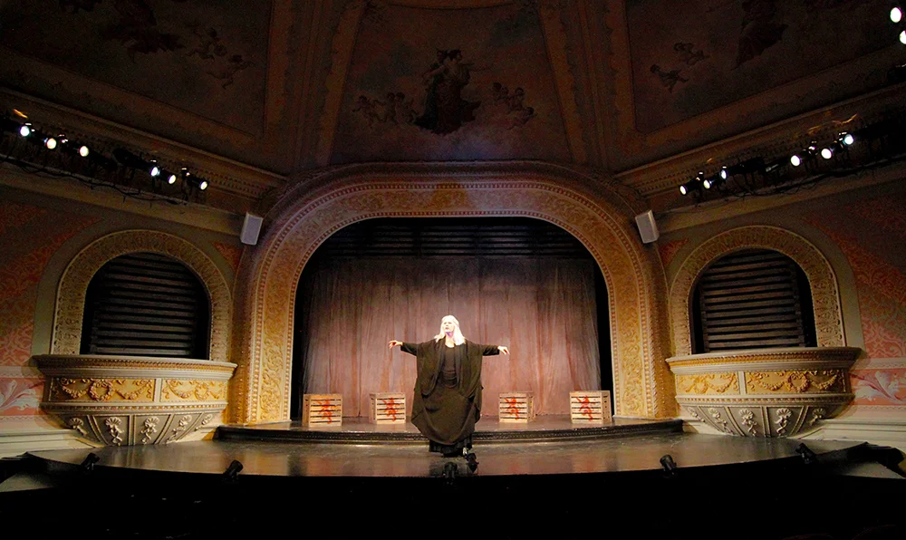 HVChorus1SIZED.jpg
