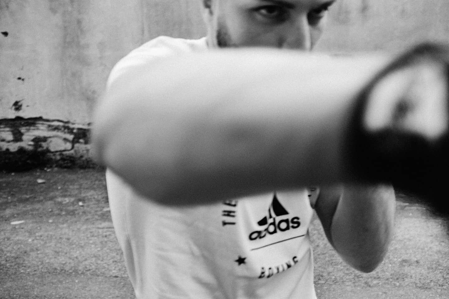 BOXING HAS THE POWER TO CHANGE LIVES

CAVALLARO FOR @adidasboxing

#fujifollowme #adidas #boxing