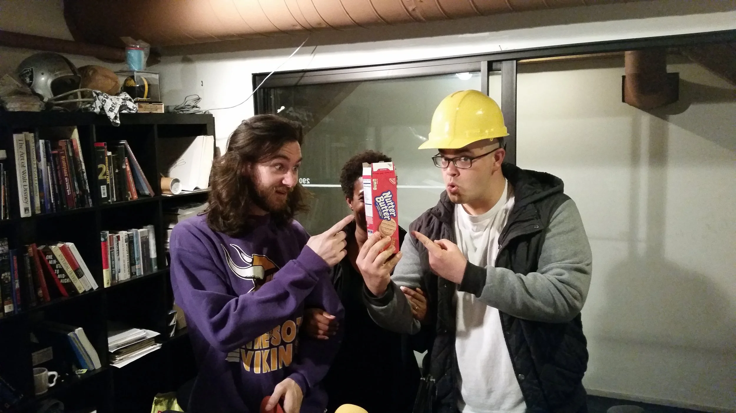Comic, Andrew Holmgren warns Pete to watch what he eats, and protect his cerebral. 1:03 :16 Writer/Editor: SK Morton CoHost : Pete Feliciano Producer/Sound Engineer: Squidge McSqueezy Guests: Andrew Holmgren & Babette