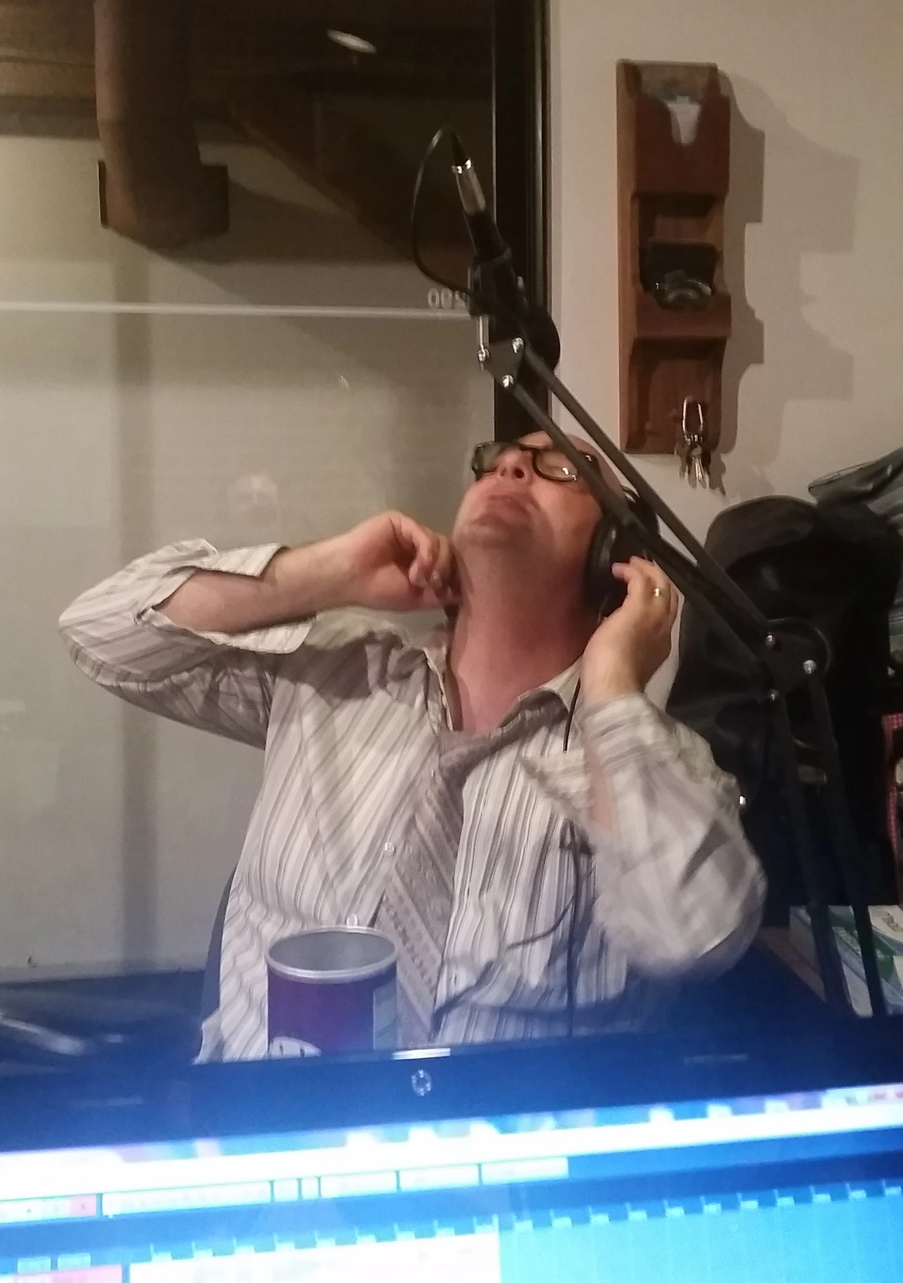 Chadwick Habersnatch. Feelin' the flow. Workin' it...Workin' it. 1:01:07 Writer/Editor: SK Morton CoHost: Pete Feliciano Producer/Sound Engineer: Squidge McSqueezy Guests: KS Notrom & Chadwick Habersnatch